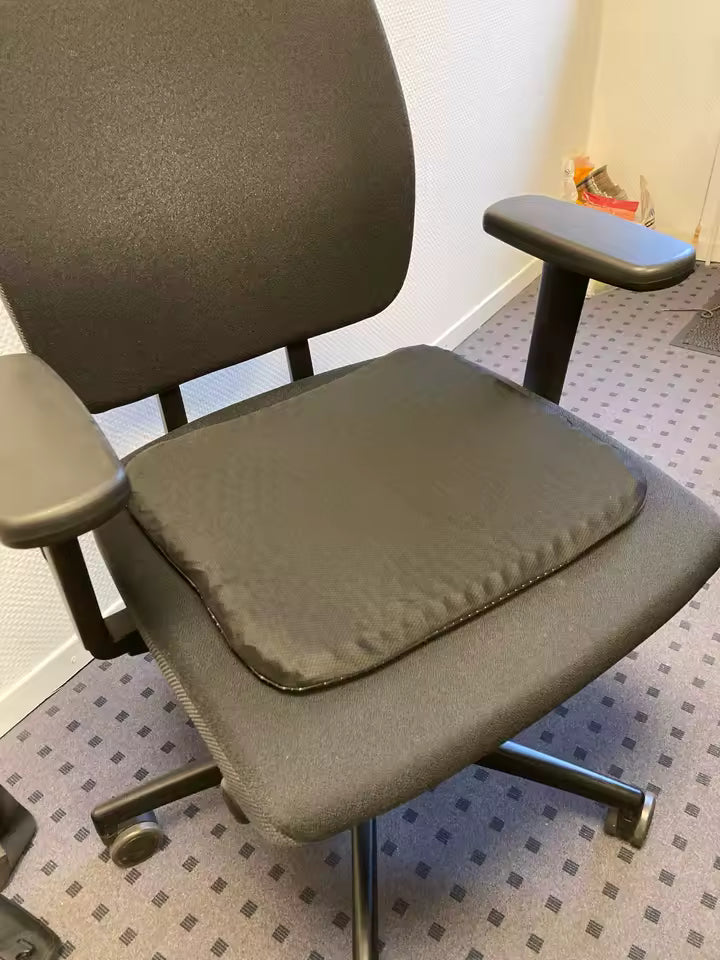 Honeycomb Gel Seat Cushion – Cooling Pressure Relief